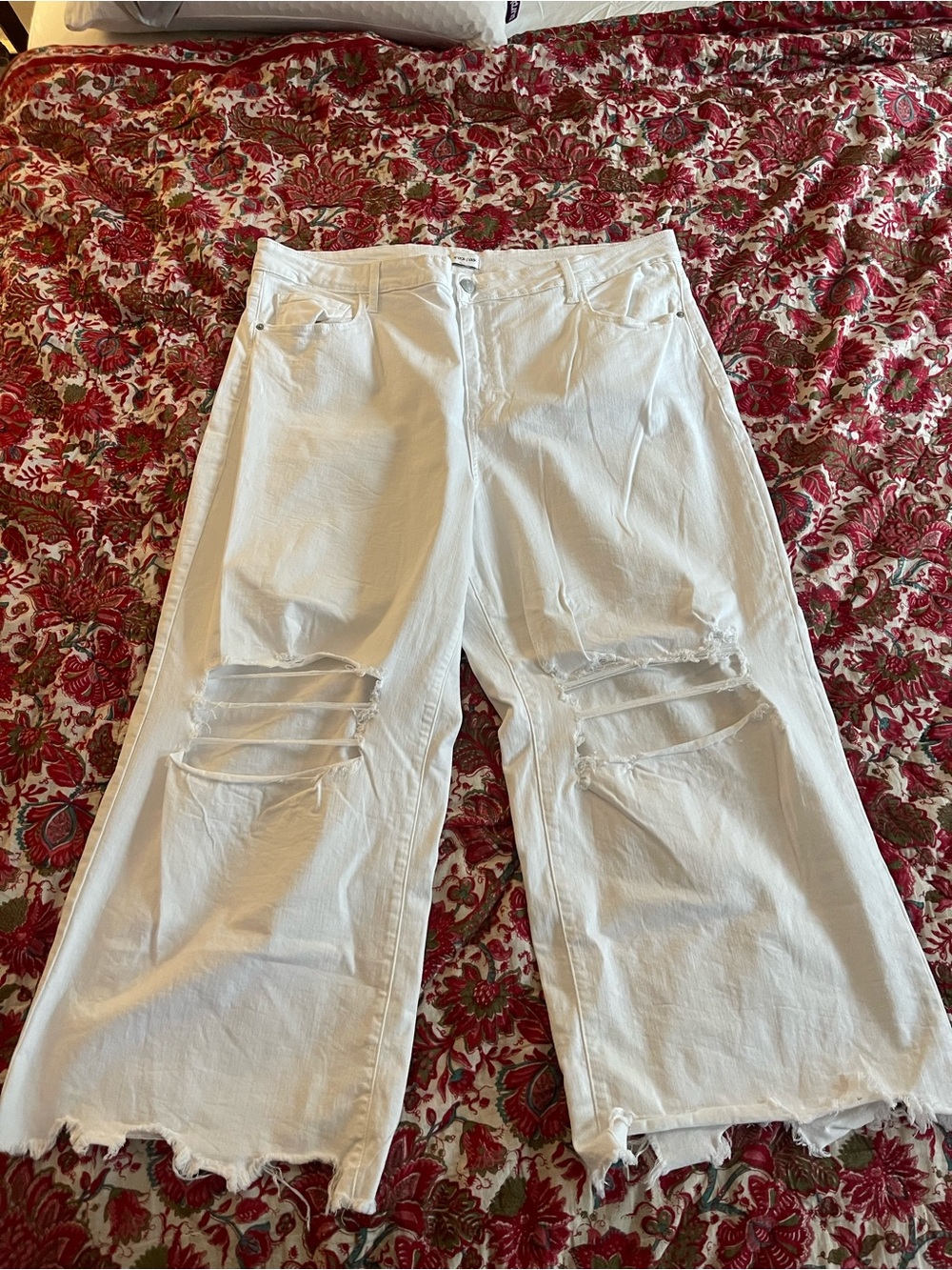 White Distressed Wide-Leg Jean